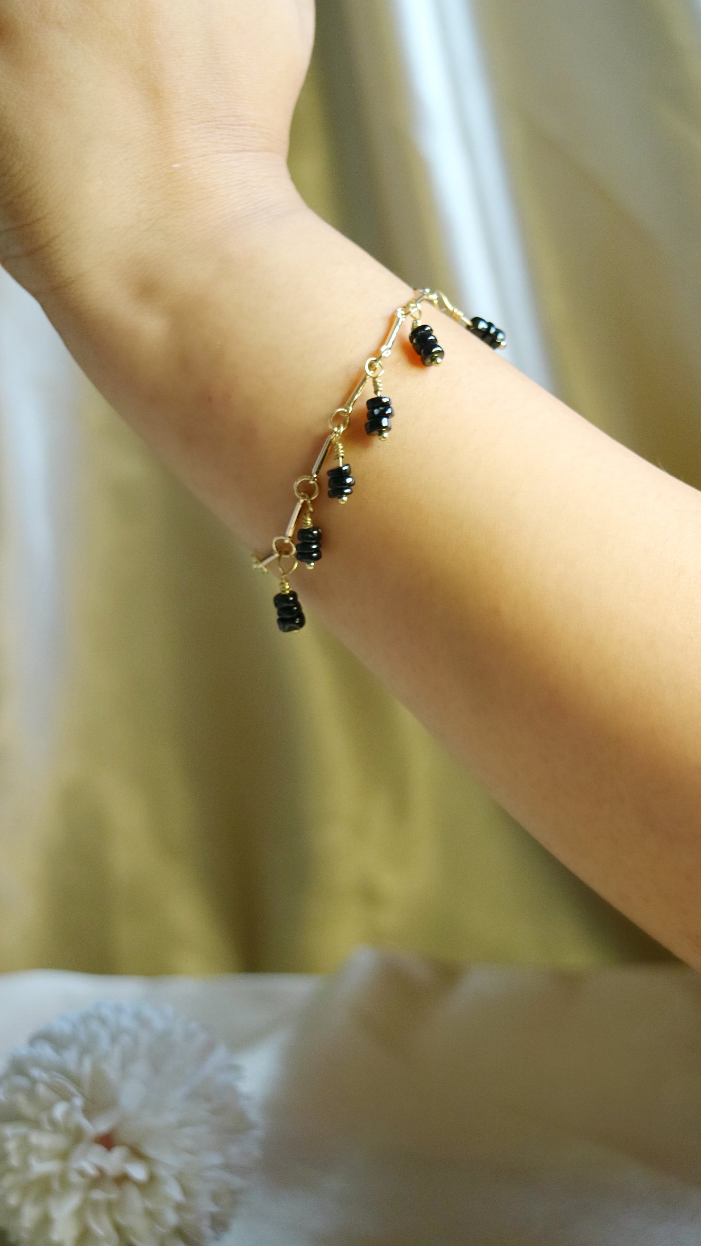 Black onyx drops bracelet - minimal- regal- Protection