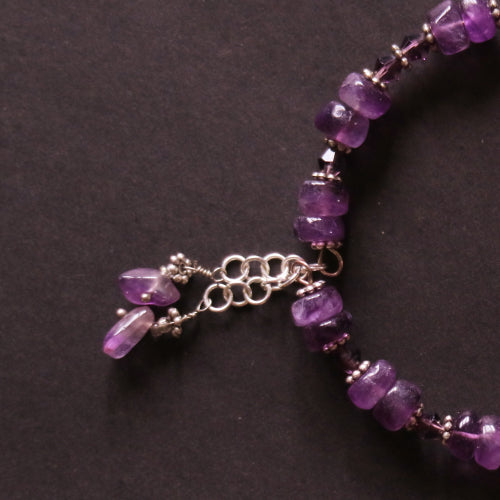 Sharanya - Amethyst Bohemian bracelet