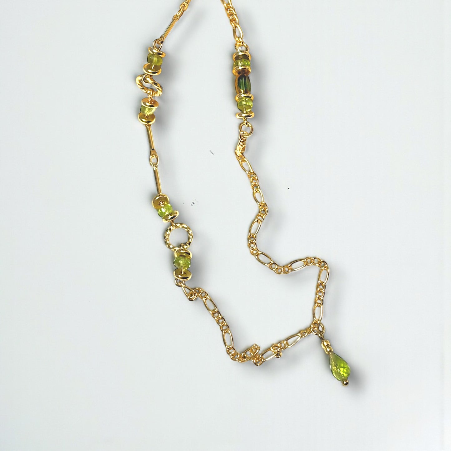 Peridot Pendant Necklace – Clarity • Growth • Heart Energy