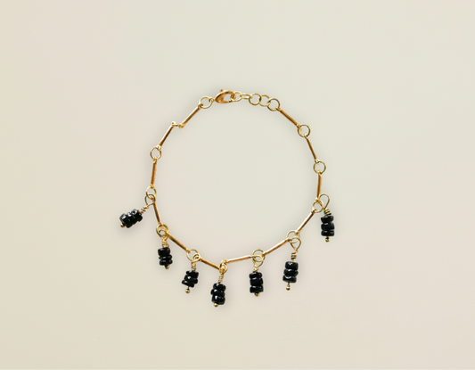 Katyayni- Black onyx drops bracelet - minimal- regal- Protection