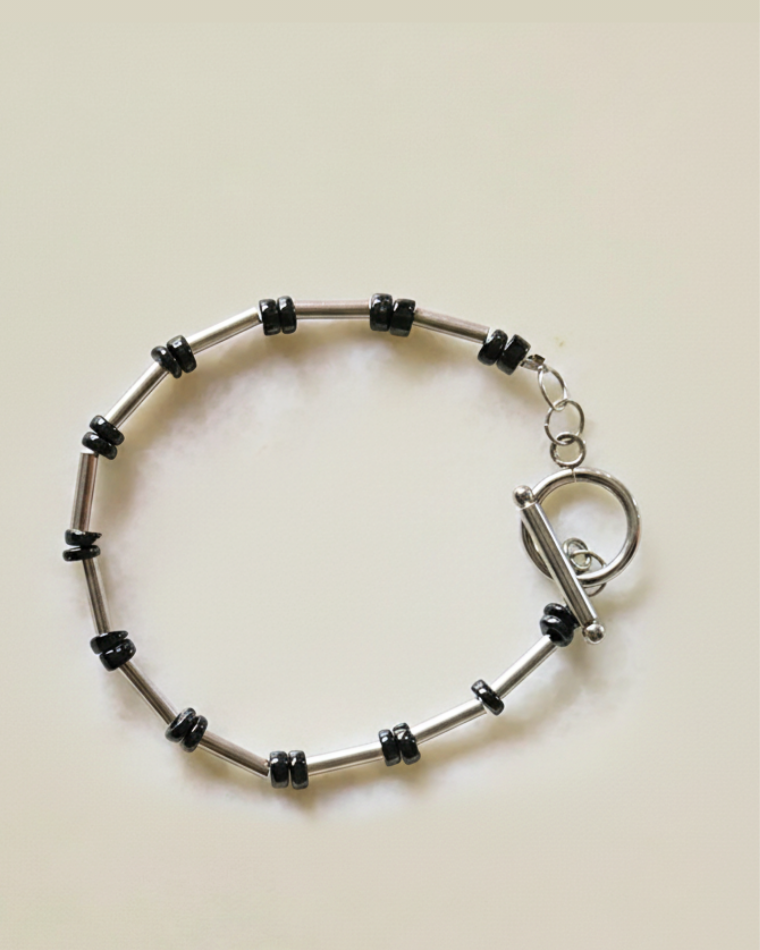 Black onyx toggle bracelet - minimal - Unisex